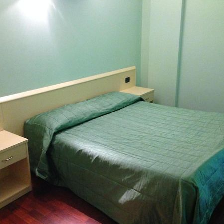 Caprice Hotell Avigliana Rum bild