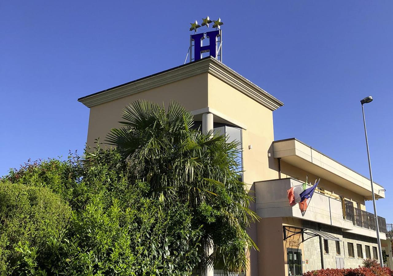Caprice Hotell Avigliana Exteriör bild