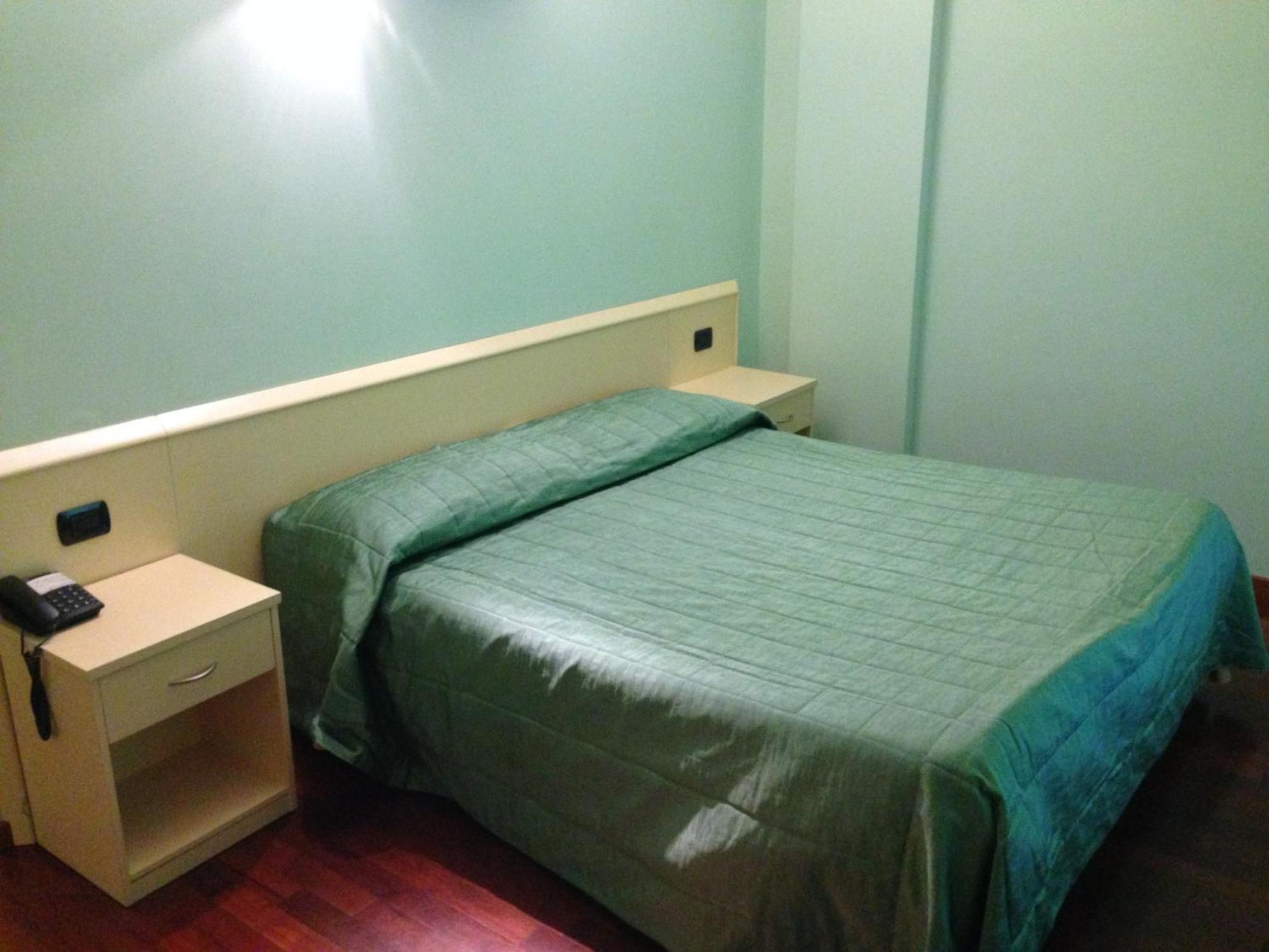 Caprice Hotell Avigliana Rum bild