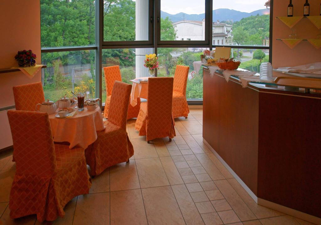 Caprice Hotell Avigliana Exteriör bild