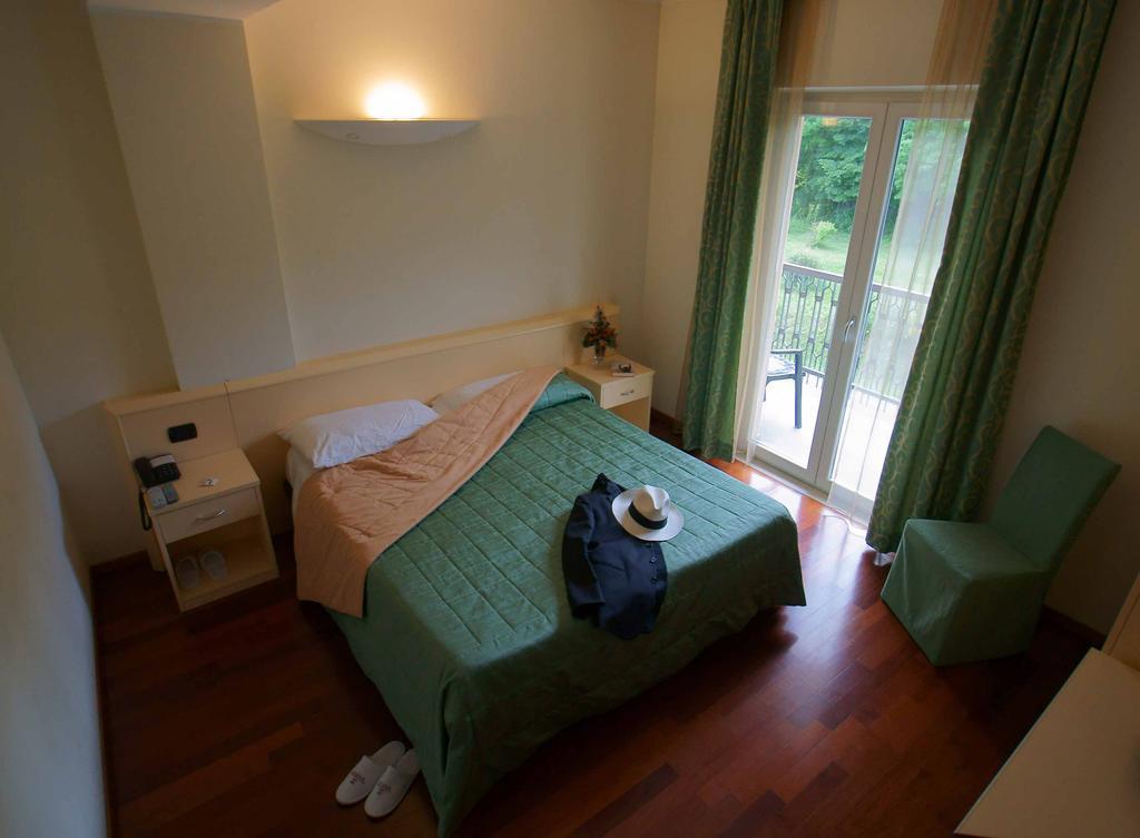 Caprice Hotell Avigliana Exteriör bild